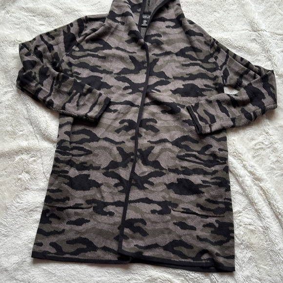 Rachel Zoe Camo Cardigan Hoodie | Longline Open Sweater Jacket Size Medium - Picture 3 of 7